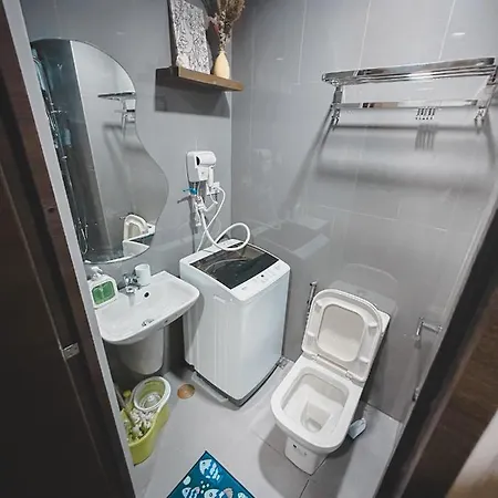Apartment Condo In Air Residences Makati Wifi Netflix Disney, Pool & Mall Manila Exterior photo