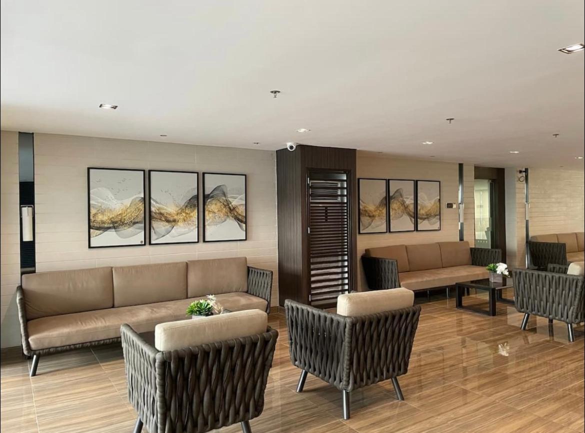 Apartment In Air Residences Makati Wifi Netflix Disney, Pool & Mall Manila